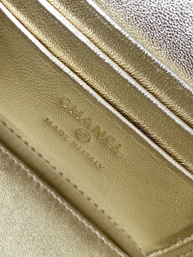 Ch**el cosmetic bags